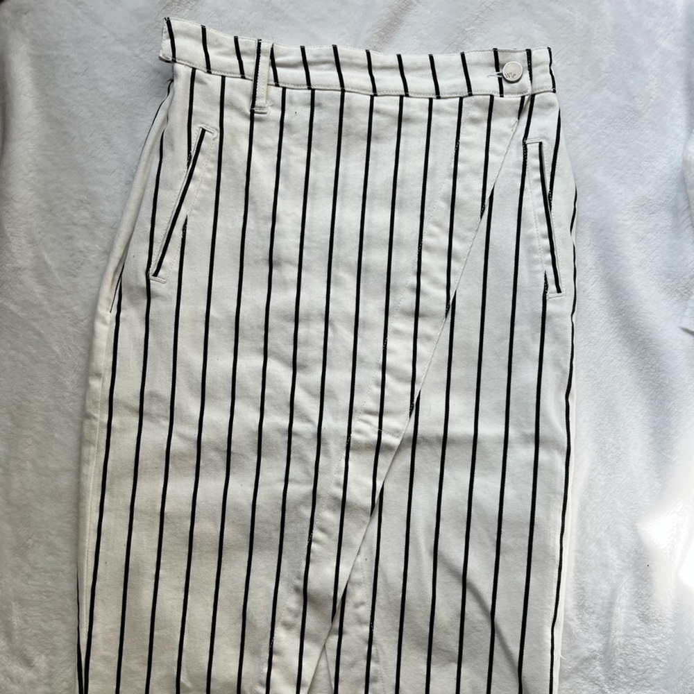 Black and White Striped Wash Lab Denim Midi pencil Skirt